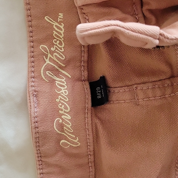 Universal Thread Pink Shorts - Picture 3 of 4